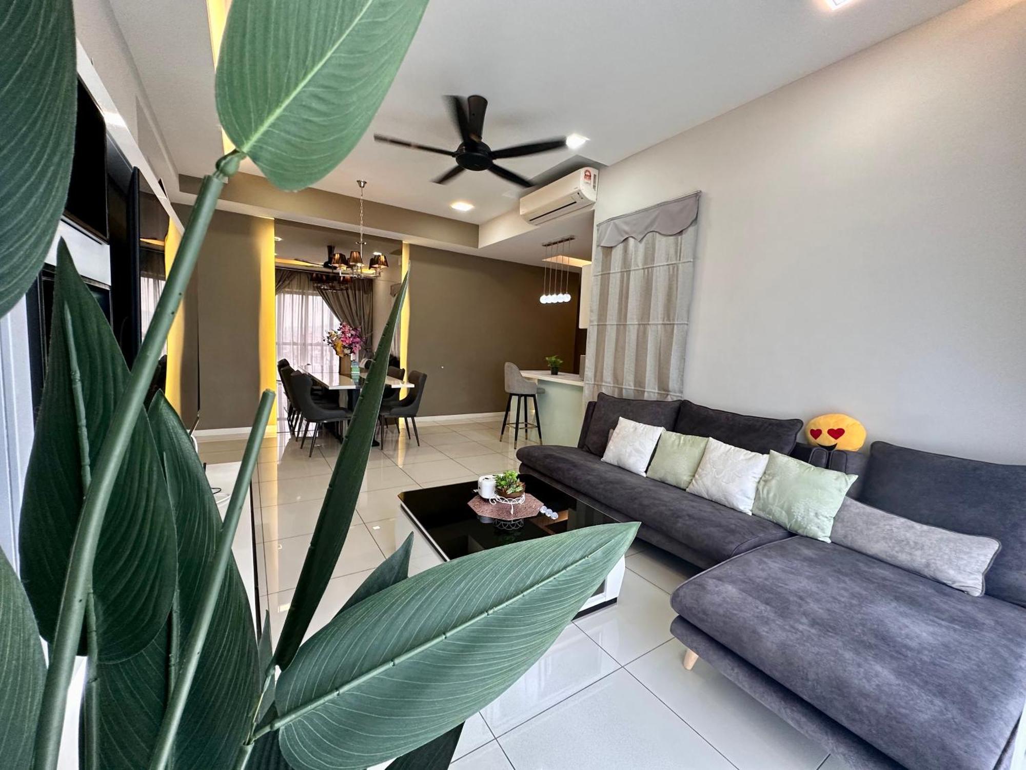 Takuro Homestay Petaling Jaya Bagian luar foto